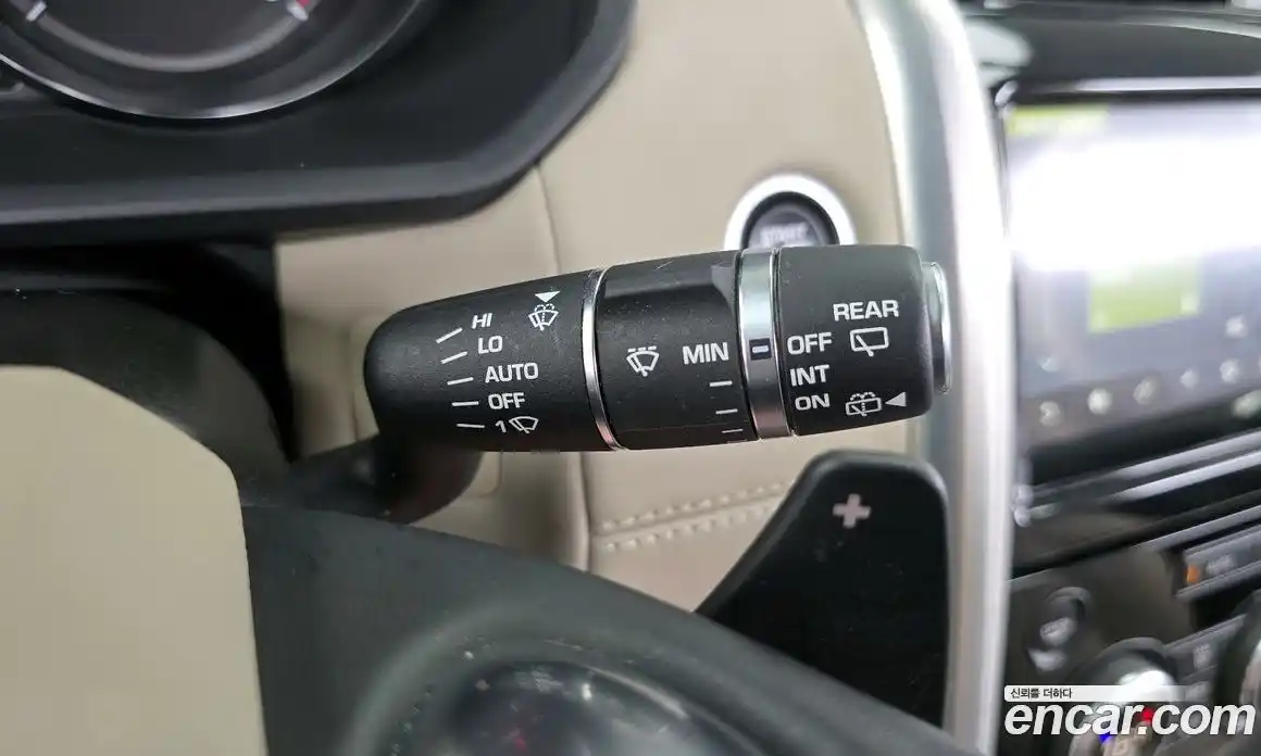 Land Rover Discovery 2017 2.0 Автомат в Москве № 166527, фото 14