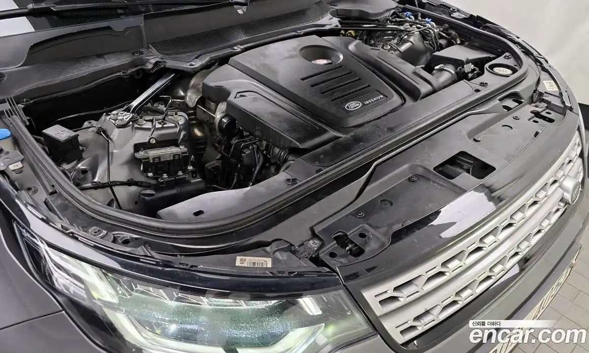 Land Rover Discovery 2017 2.0 Автомат в Москве № 166527, фото 6