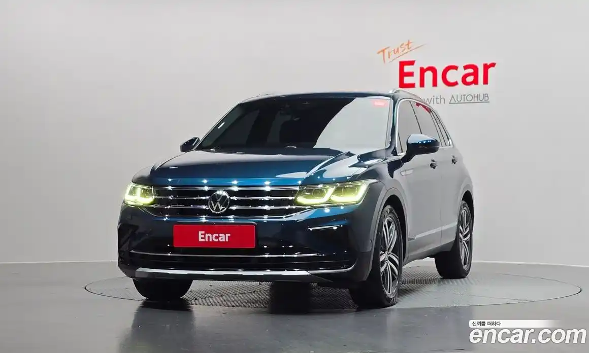 Volkswagen Tiguan 2022 2.0 Автомат в Москве № 168818, фото 3