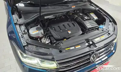 Volkswagen Tiguan 2022 2.0 Автомат в Москве № 168818, миниатюра 6