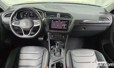 Volkswagen Tiguan 2022 2.0 Автомат в Москве № 168818, миниатюра 7