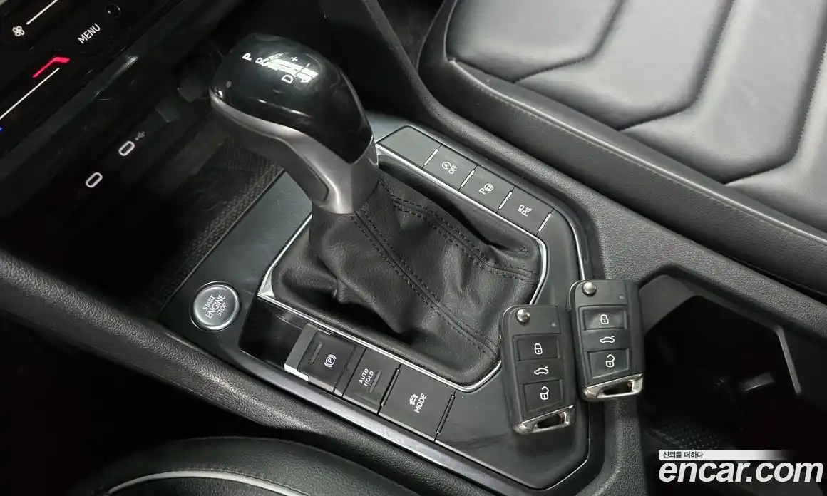 Volkswagen Tiguan 2022 2.0 Автомат в Москве № 168818, фото 9