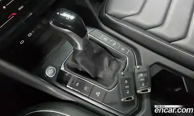 Volkswagen Tiguan 2022 2.0 Автомат в Москве № 168818, миниатюра 9