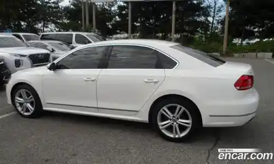 Volkswagen Passat, 2012