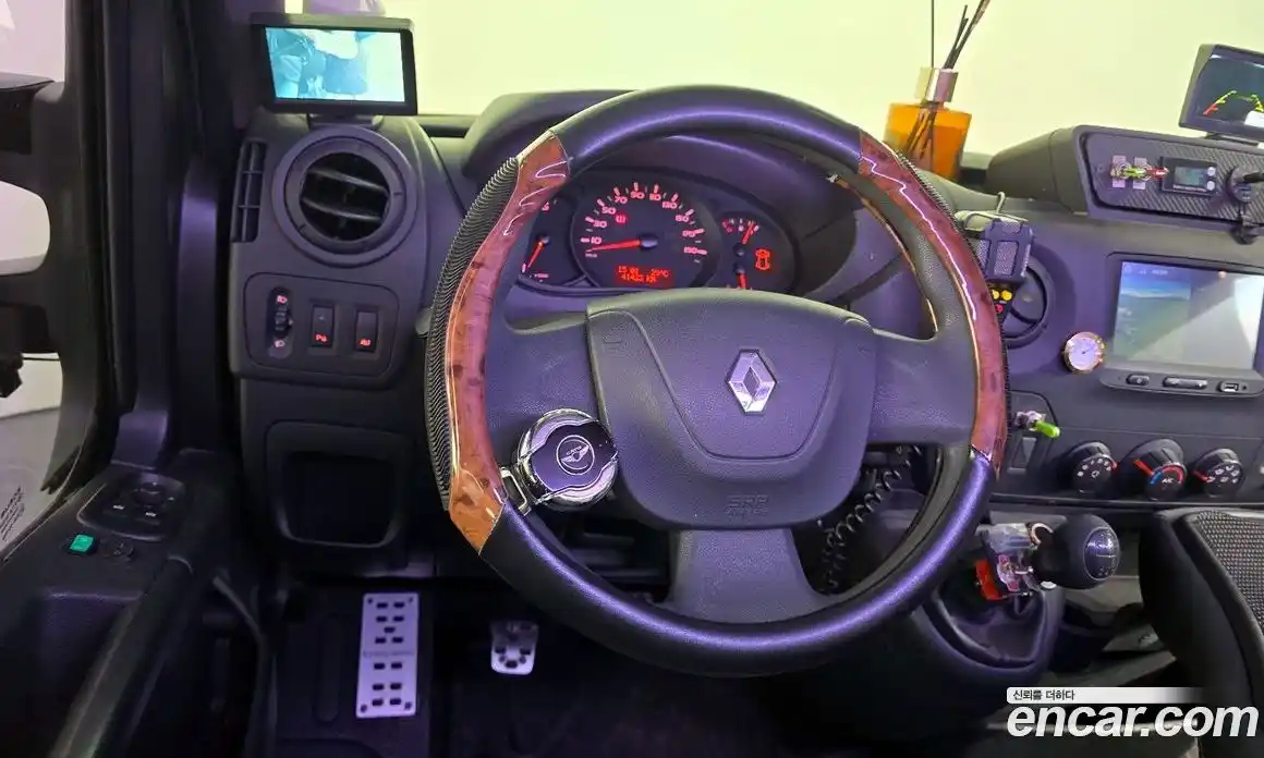 Renault Master 2019 2.3 Механическая в Москве № 178065, фото 13