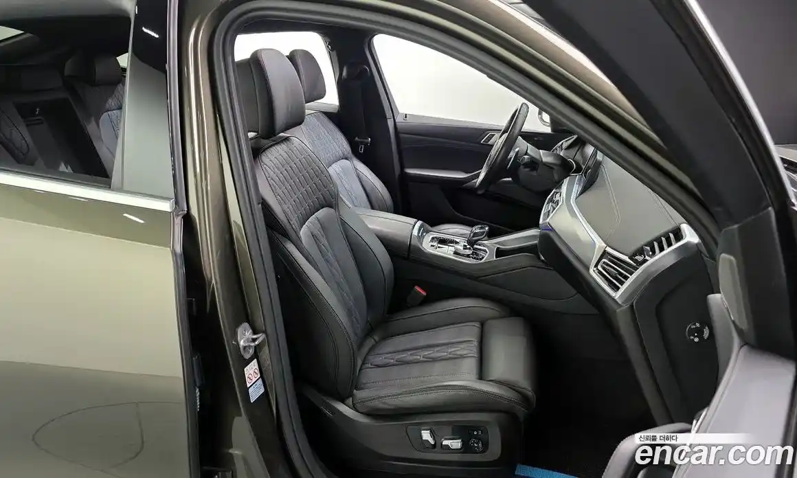 BMW X6 2022 3.0 Автомат в Москве № 189046, фото 12