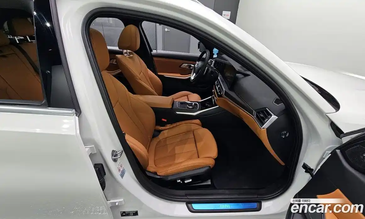 BMW 3-Series 2023 2.0 Автомат в Москве № 189118, фото 12