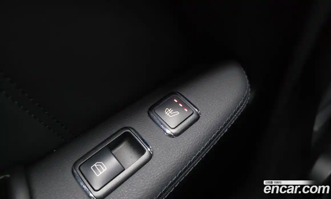 Mercedes-Benz E-Class 2010 3.5 Автомат в Москве № 191808, фото 19
