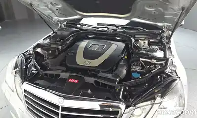 Mercedes-Benz E-Class 2010 3.5 Автомат в Москве № 191808, миниатюра 6