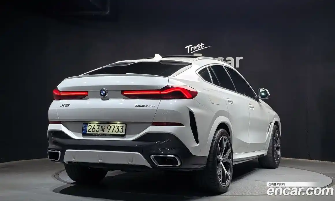 BMW X6 2022 3.0 Автомат в Москве № 192098, фото 2