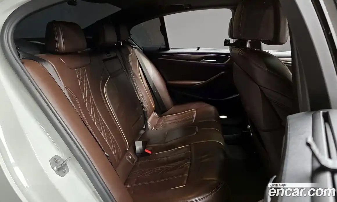 BMW 5-Series 2018 2.0 Автомат в Москве № 193327, фото 12