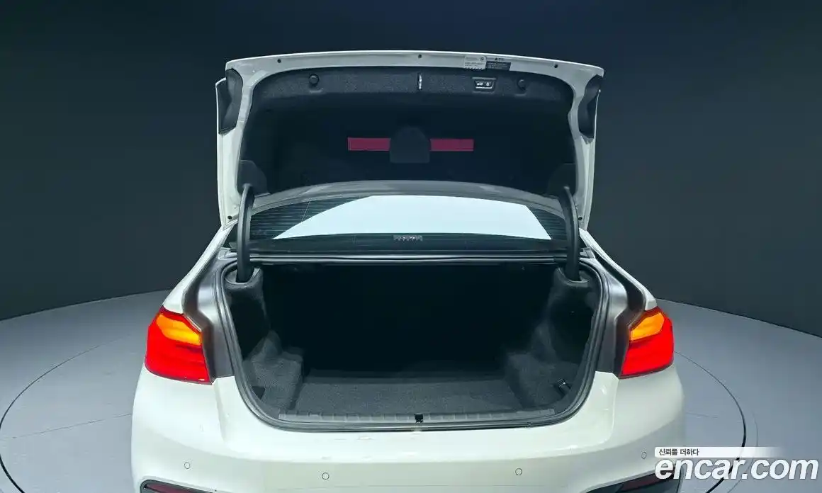 BMW 5-Series 2018 2.0 Автомат в Москве № 193327, фото 20