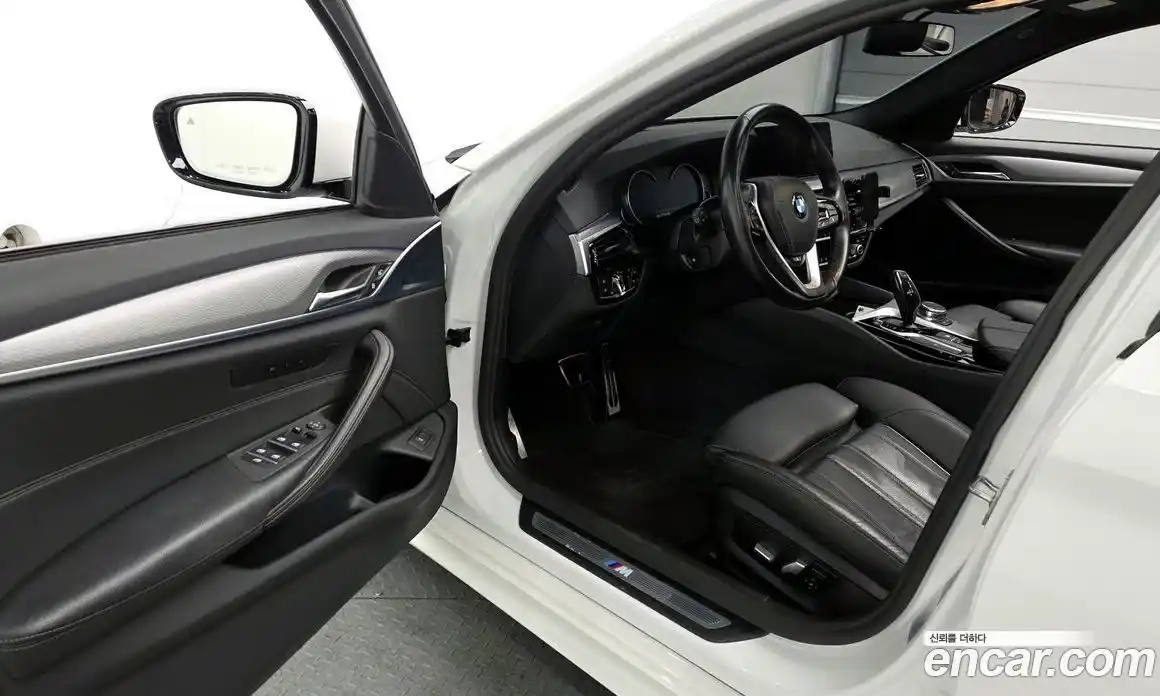 BMW 5-Series 2017 2.0 Автомат в Москве № 193334, фото 10