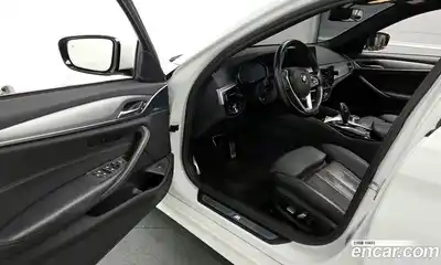 BMW 5-Series 2017 2.0 Автомат в Москве № 193334, миниатюра 10