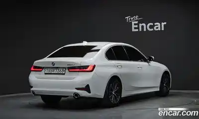 BMW 3-Series 2019 2.0 Автомат в Москве № 193337, миниатюра 2
