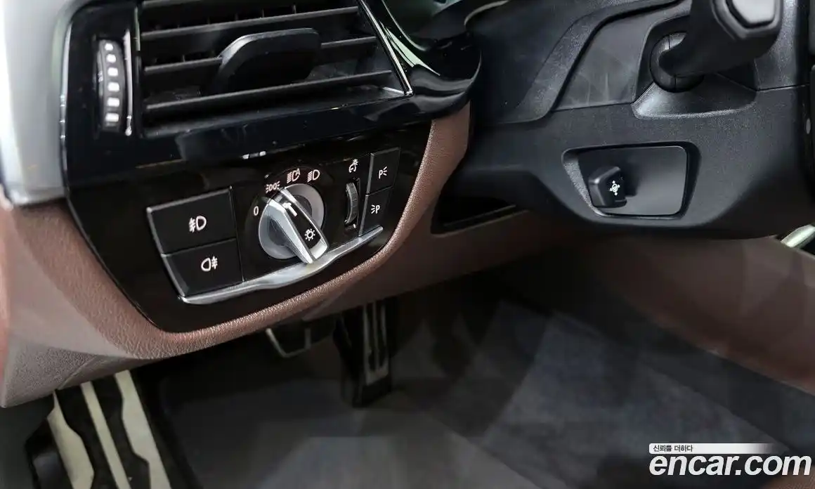 BMW 5-Series 2018 2.0 Автомат в Москве № 193372, фото 12