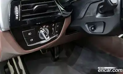 BMW 5-Series 2018 2.0 Автомат в Москве № 193372, миниатюра 12