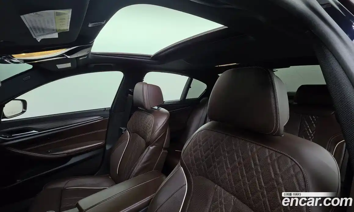 BMW 5-Series 2018 2.0 Автомат в Москве № 193372, фото 19