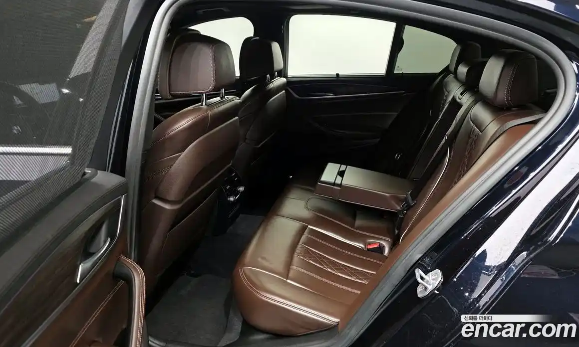 BMW 5-Series 2018 2.0 Автомат в Москве № 193372, фото 20