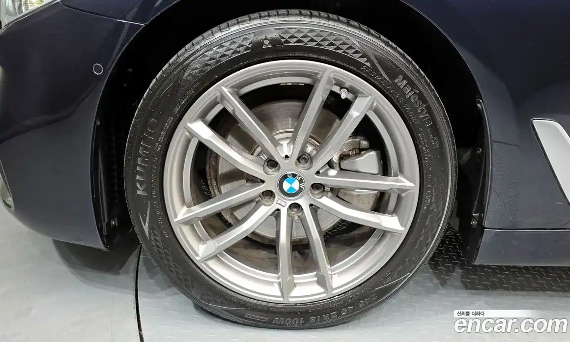 BMW 5-Series 2018 2.0 Автомат в Москве № 193372, фото 5