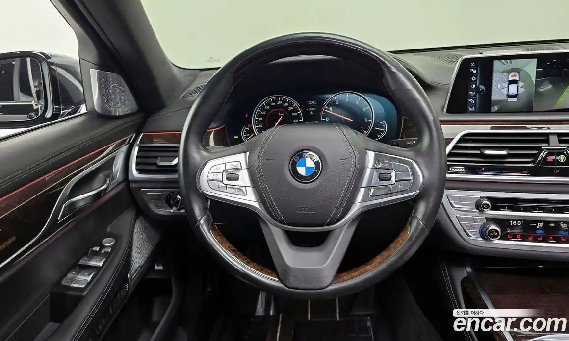 BMW 7-Series 2016 4.4 Автомат в Москве № 193402, фото 13