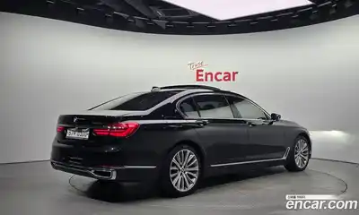 BMW 7-Series 2016 4.4 Автомат в Москве № 193402, миниатюра 2