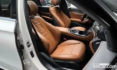 Mercedes-Benz E-Class 2020 2.0 Автомат в Москве № 194398, миниатюра 12