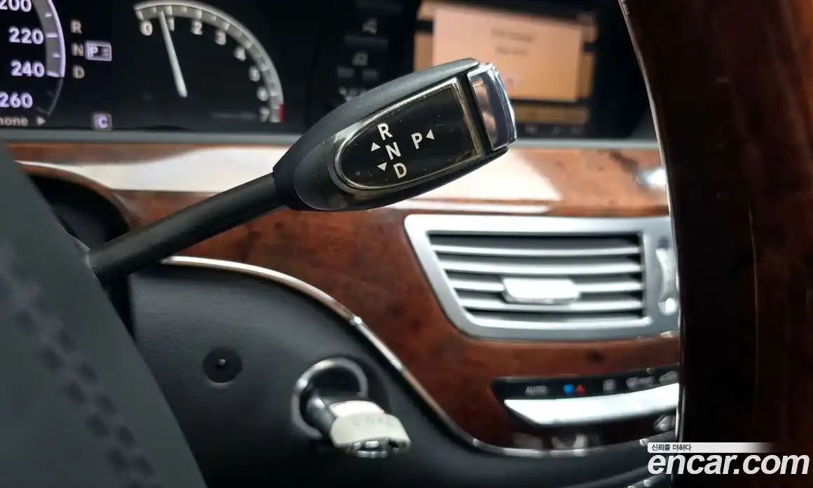 Mercedes-Benz S-Class 2007 5.5 Автомат в Москве № 195410, фото 9