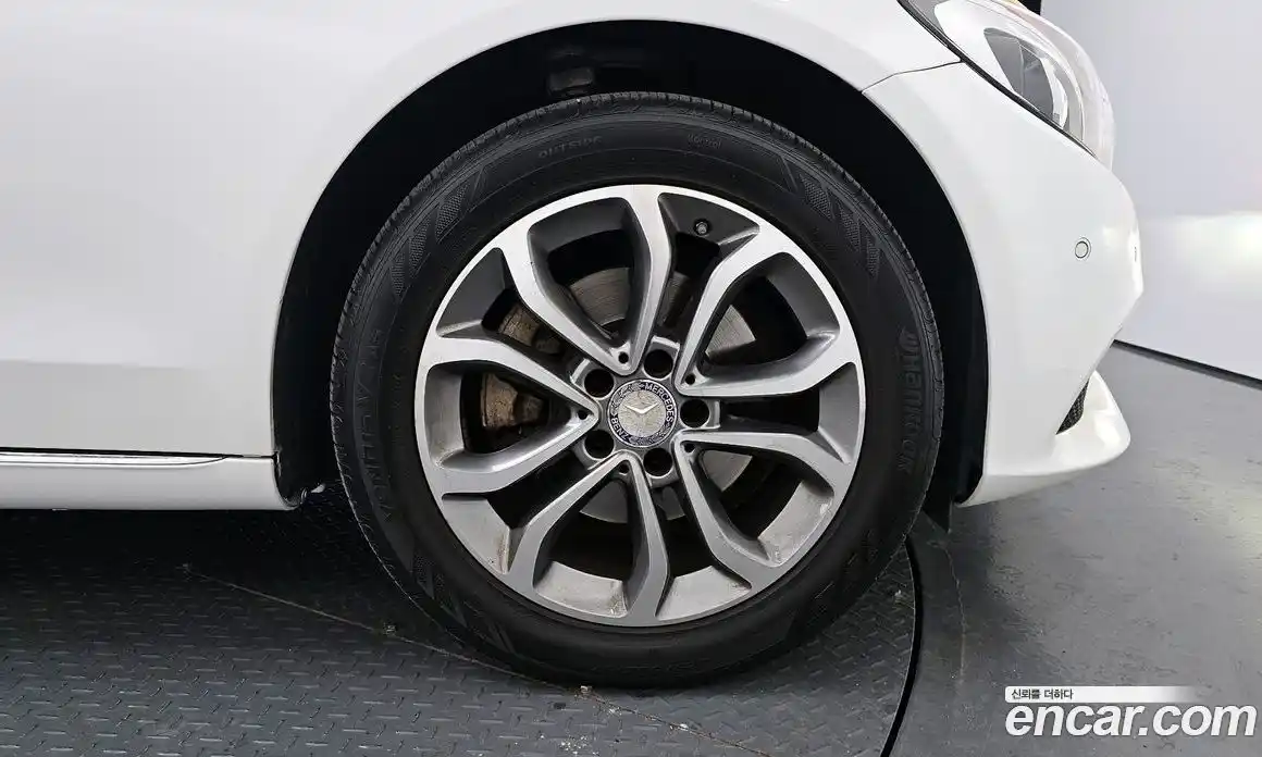 Mercedes-Benz C-Class 2016 2.0 Автомат в Москве № 195643, фото 4