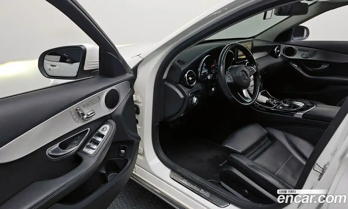 Mercedes-Benz C-Class 2016 2.0 Автомат в Москве № 195643, фото 10