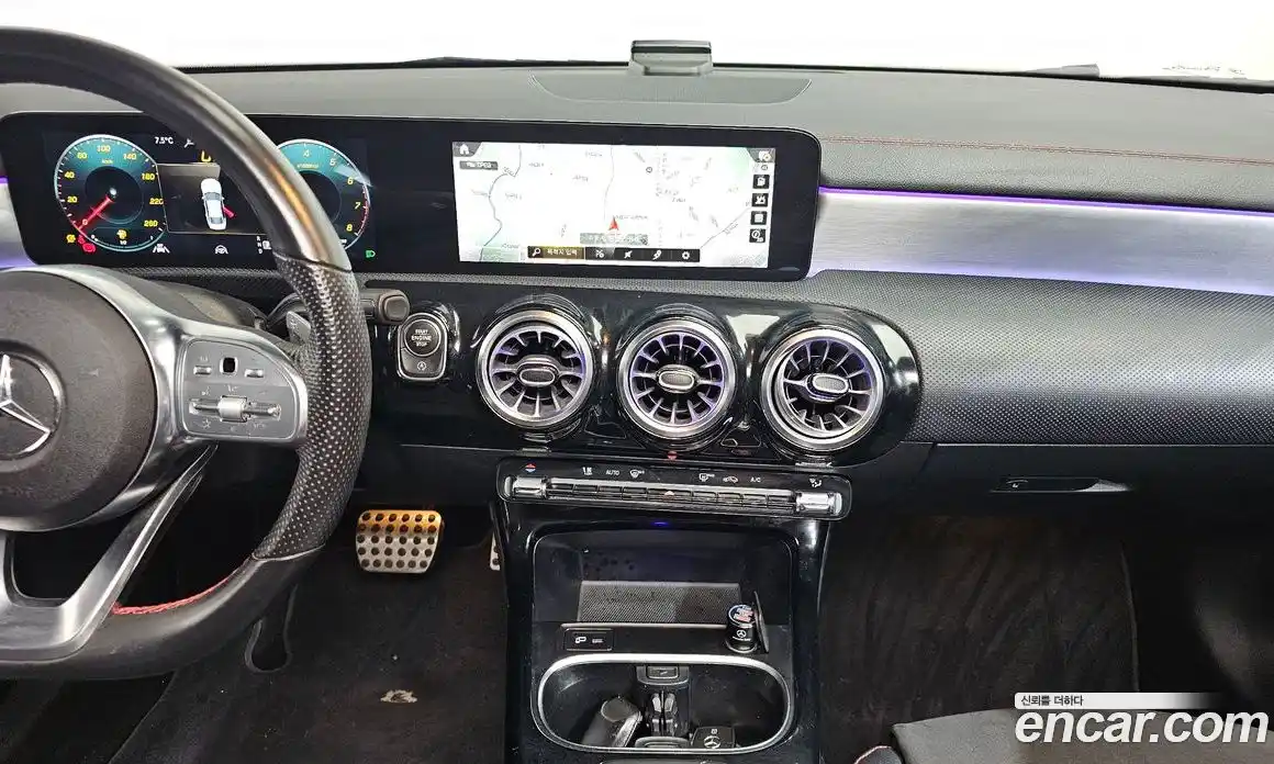 Mercedes-Benz CLA-Class 2022 2.0 Автомат в Москве № 195704, фото 14