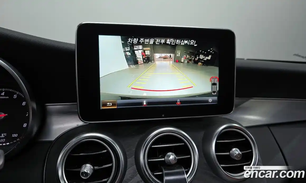 Mercedes-Benz C-Class 2018 2.0 Автомат в Москве № 195714, фото 15