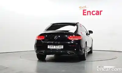 Mercedes-Benz C-Class 2018 2.0 Автомат в Москве № 195714, миниатюра 4