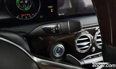 Mercedes-Benz S-Class 2019 4.0 Автомат в Москве № 195740, миниатюра 9
