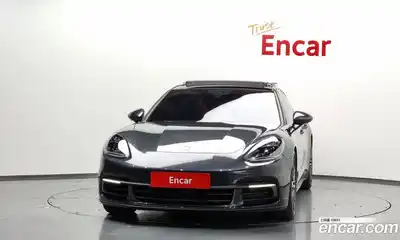Porsche Panamera 2018 3.0 Автомат в Москве № 197135, миниатюра 3