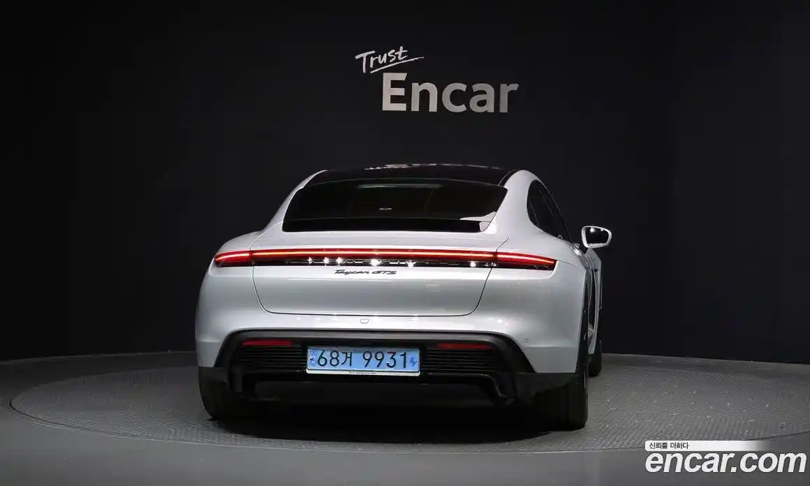 Porsche Taycan 2022 0.1 Автомат в Москве № 197298, фото 4