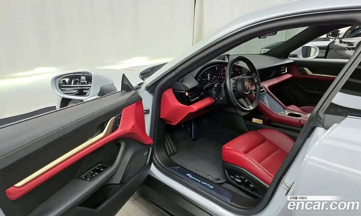 Porsche Taycan 2022 0.1 Автомат в Москве № 197298, фото 10