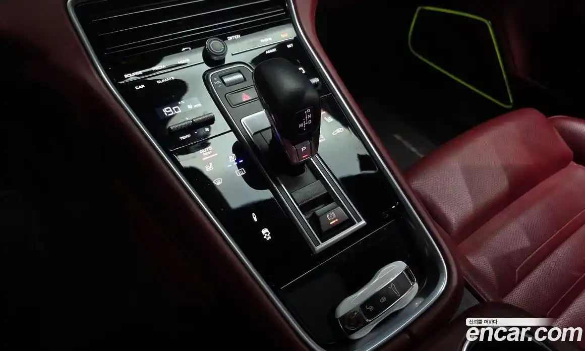 Porsche Panamera 2018 3.0 Автомат в Москве № 197507, фото 9