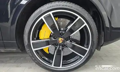 Porsche Cayenne 2020 4.0 Автомат в Москве № 197704, миниатюра 5