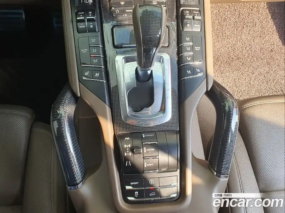 Porsche Cayenne 2013 4.1 Автомат в Москве № 198019, фото 13