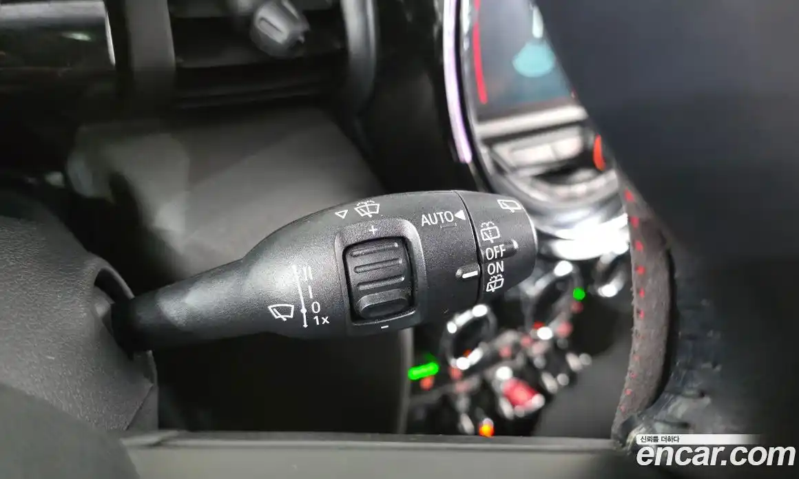 Mini Cooper 2018 1.5 Автомат в Москве № 198443, фото 18