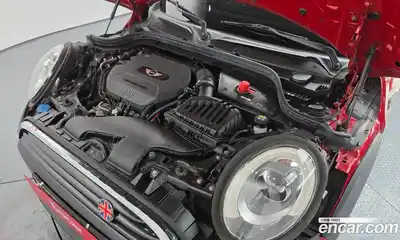 Mini Cooper 2018 1.5 Автомат в Москве № 198443, миниатюра 6