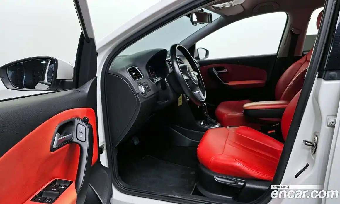 Volkswagen Polo 2013 1.6 Автомат в Москве № 199299, фото 11