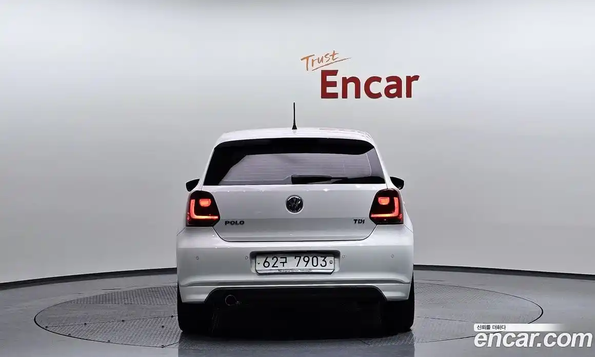 Volkswagen Polo 2013 1.6 Автомат в Москве № 199299, фото 4