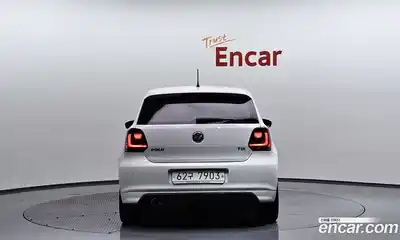 Volkswagen Polo 2013 1.6 Автомат в Москве № 199299, миниатюра 4