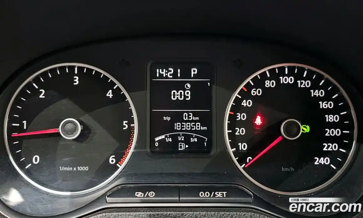 Volkswagen Polo 2013 1.6 Автомат в Москве № 199299, фото 8