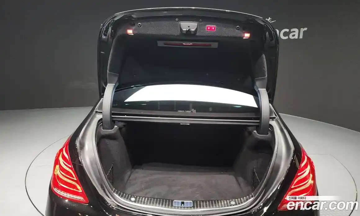 Mercedes-Benz S-Class 2015 4.7 Автомат в Москве № 212239, фото 20