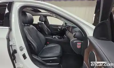 Mercedes-Benz E-Class 2017 2.0 Автомат в Москве № 212244, миниатюра 10