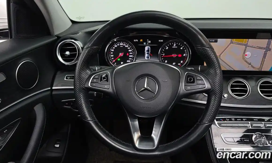 Mercedes-Benz E-Class 2017 1.9 Автомат в Москве № 212258, фото 13