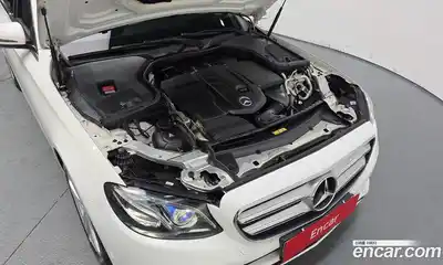 Mercedes-Benz E-Class 2017 1.9 Автомат в Москве № 212258, миниатюра 6